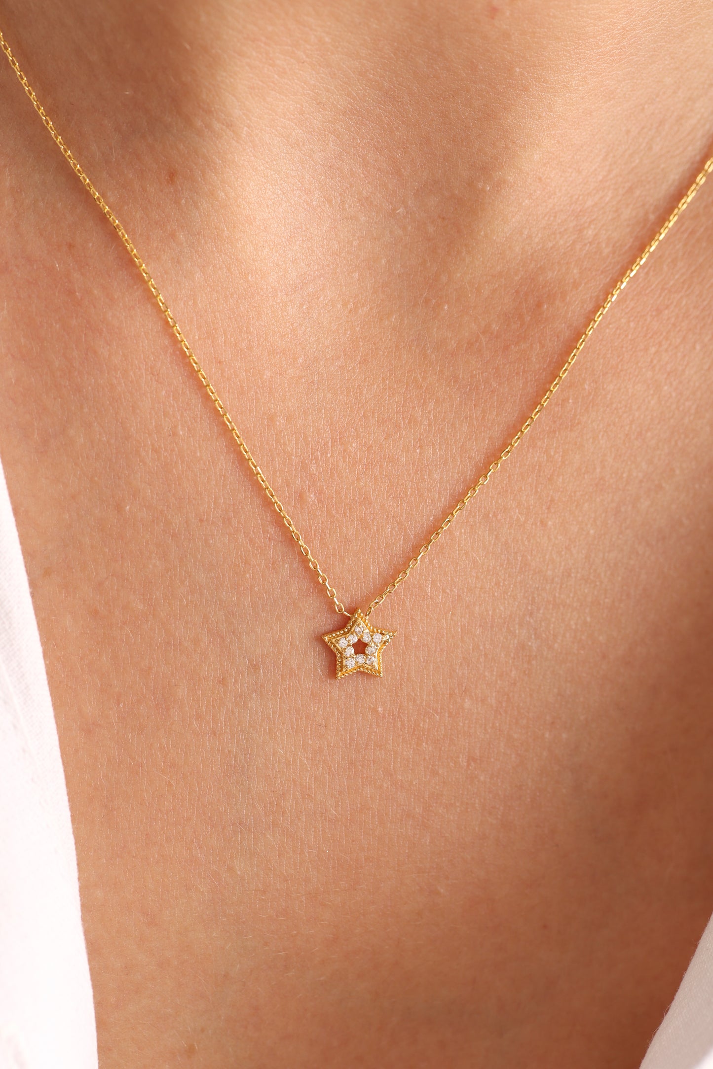 star shaped with stones necklace